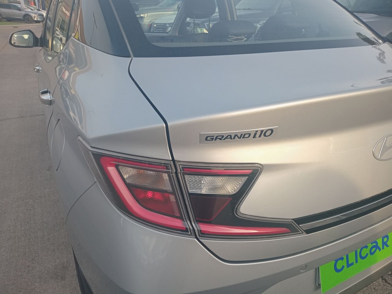 HYUNDAI - 11