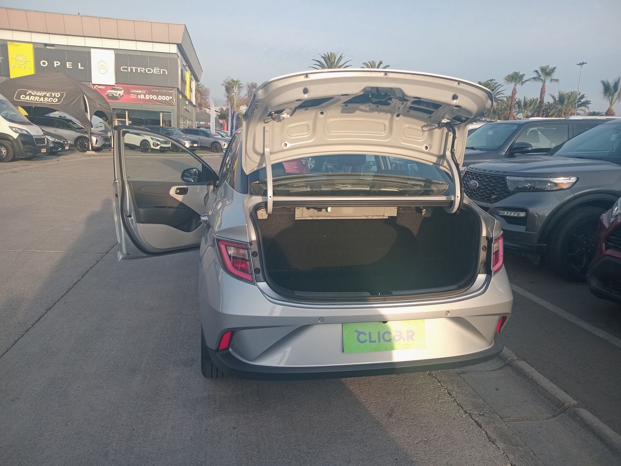 HYUNDAI - 12