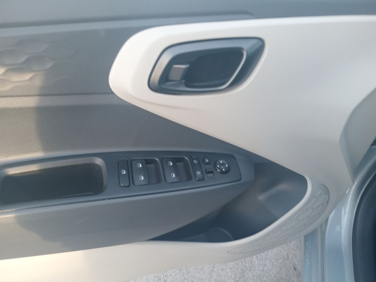 HYUNDAI - 13