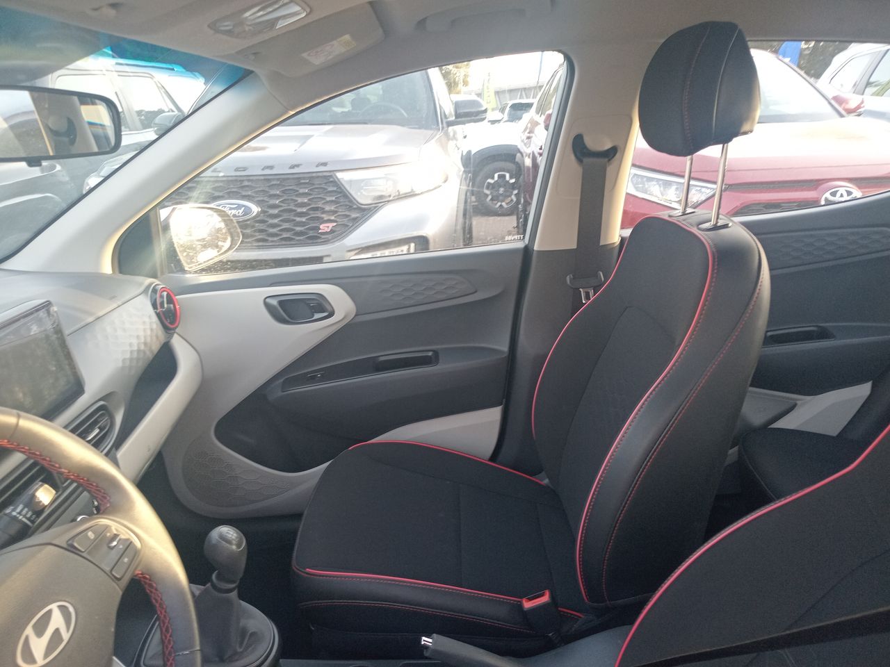 HYUNDAI - 2
