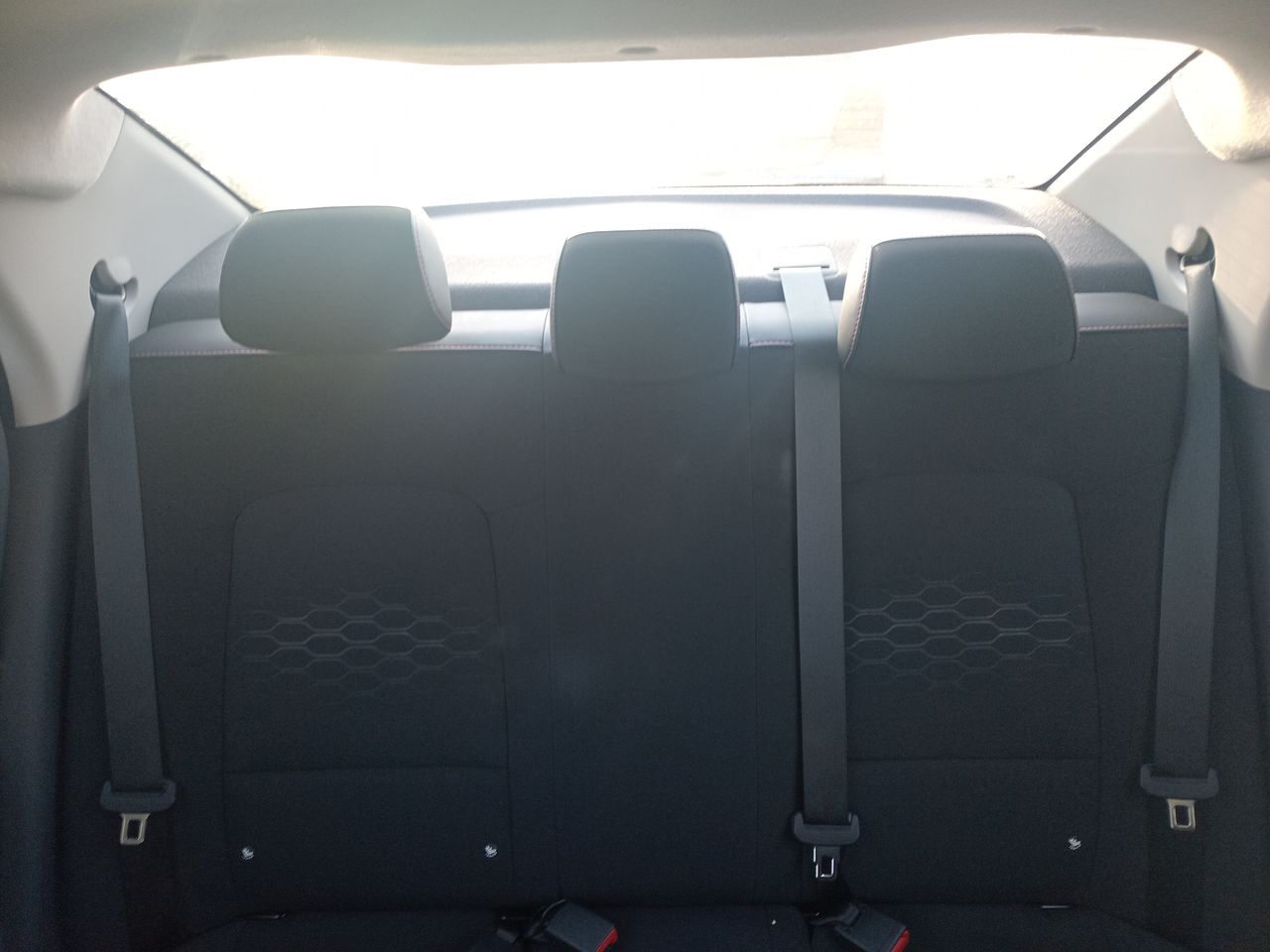 HYUNDAI - 4