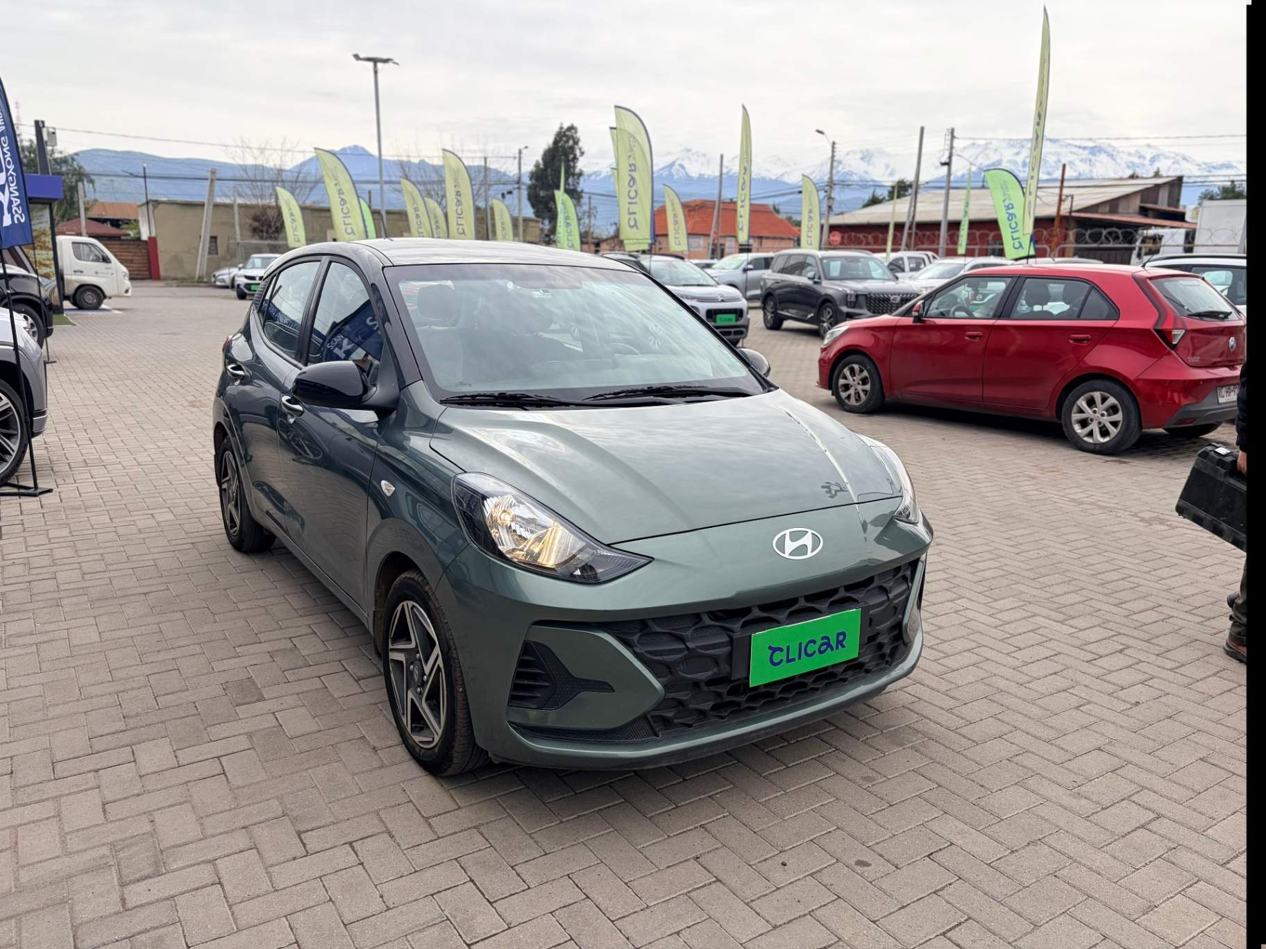 HYUNDAI - 1