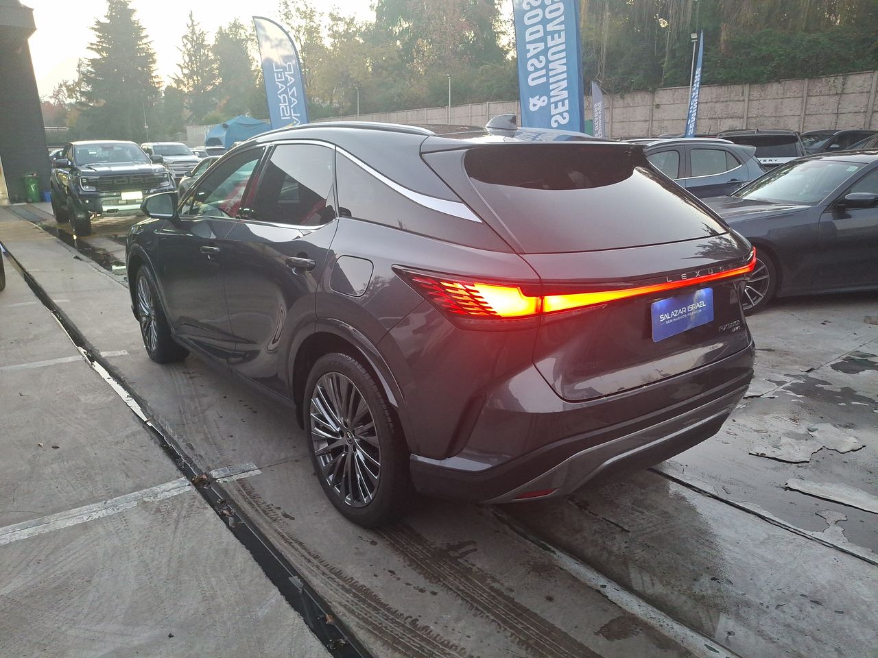 LEXUS - 5