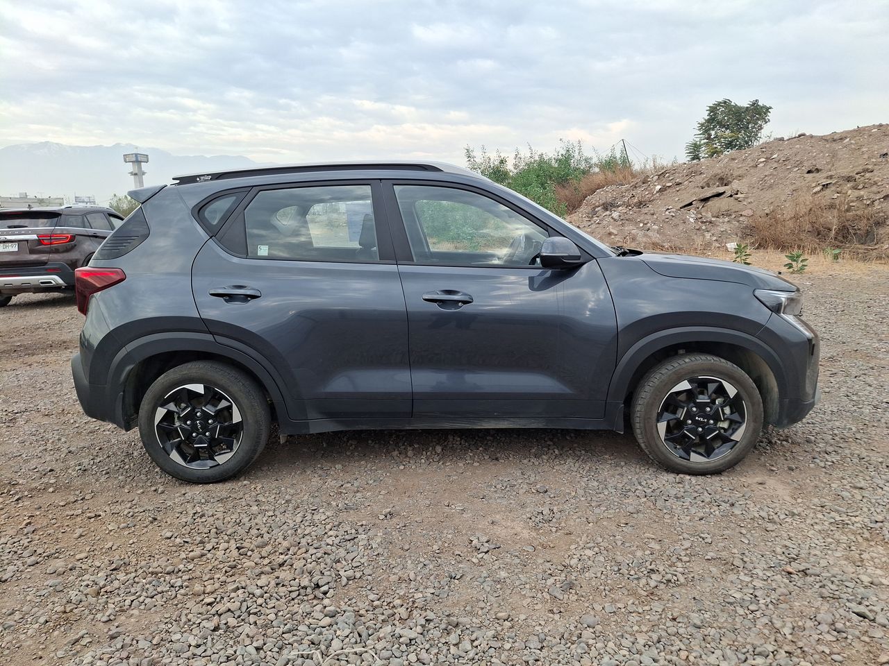 KIA - 8