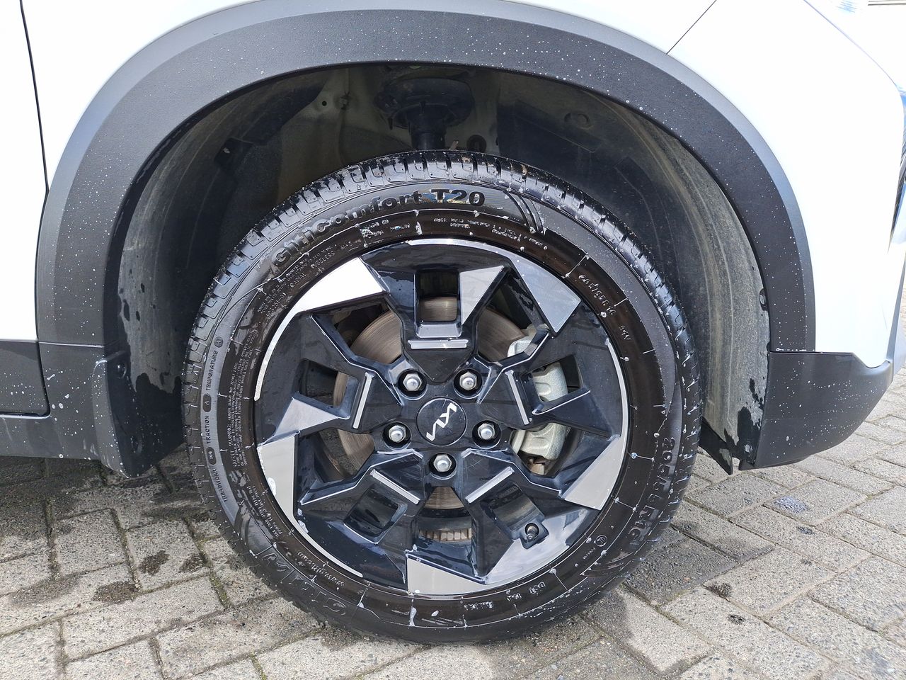 KIA - 16