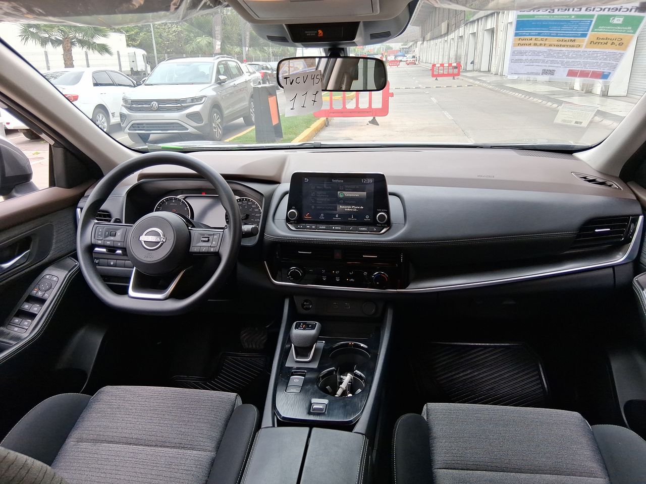 NISSAN - 27