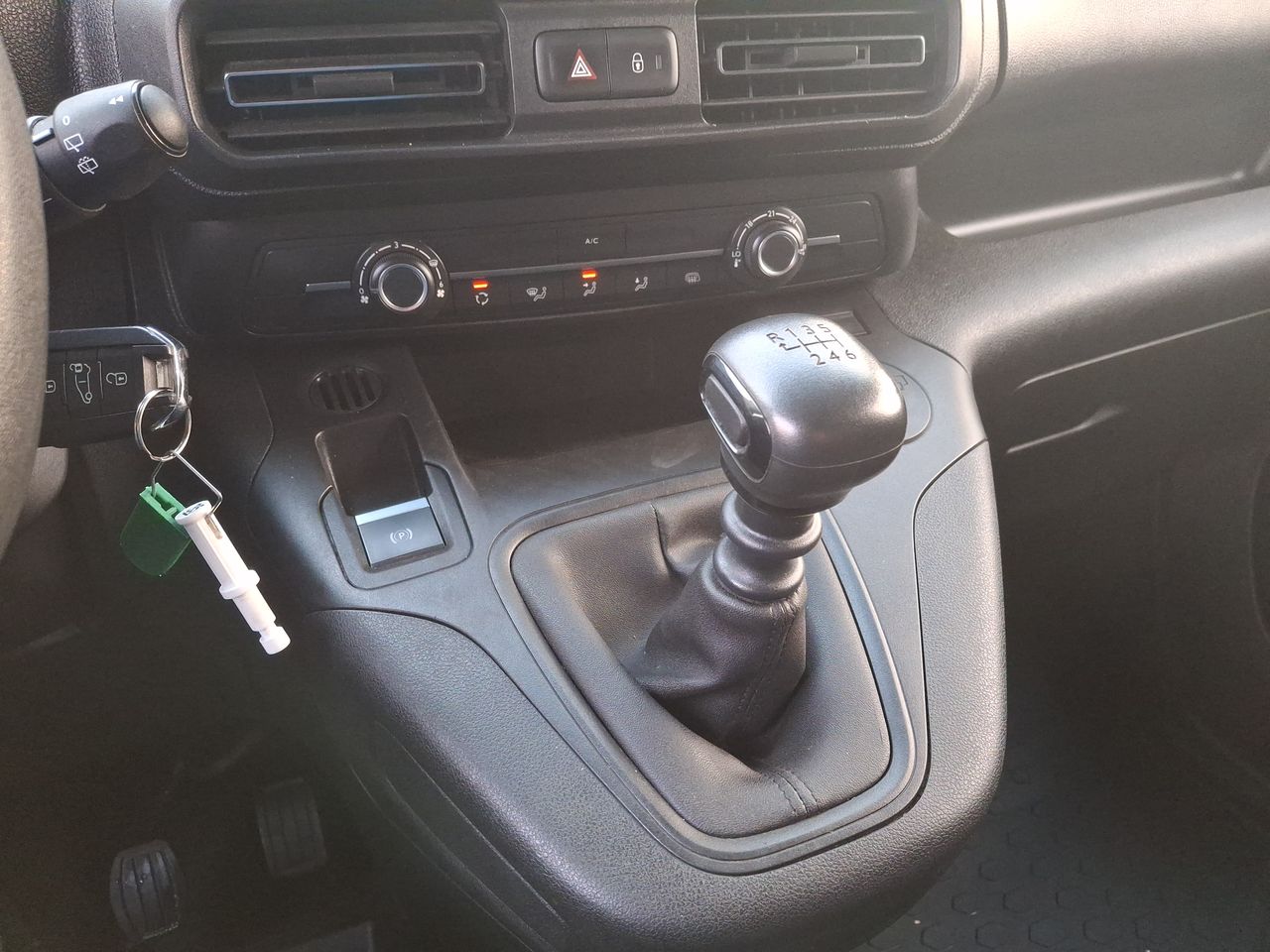 PEUGEOT - 30