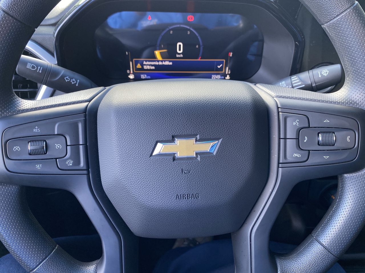 CHEVROLET - 27