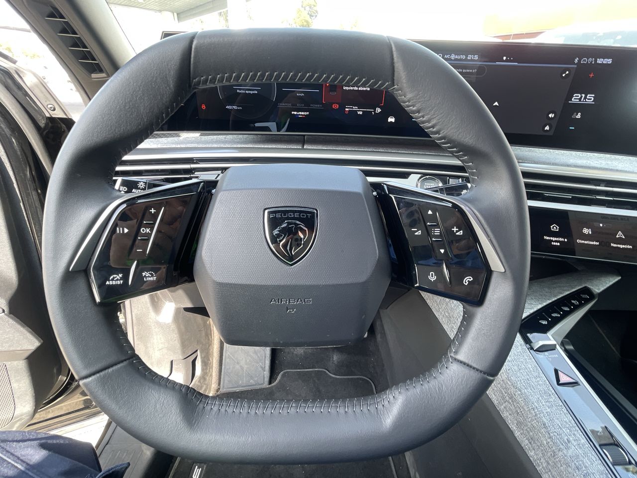 PEUGEOT - 24