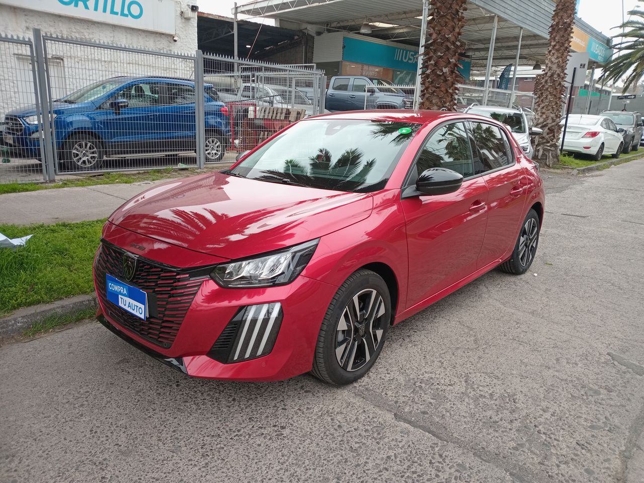PEUGEOT - 8