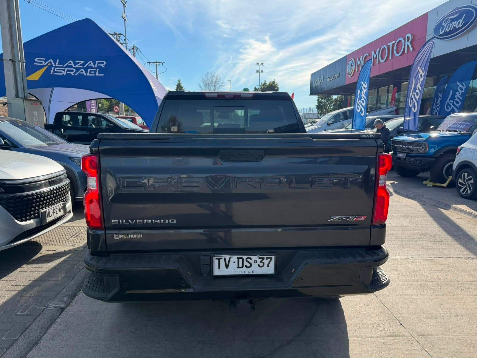 CHEVROLET - 4