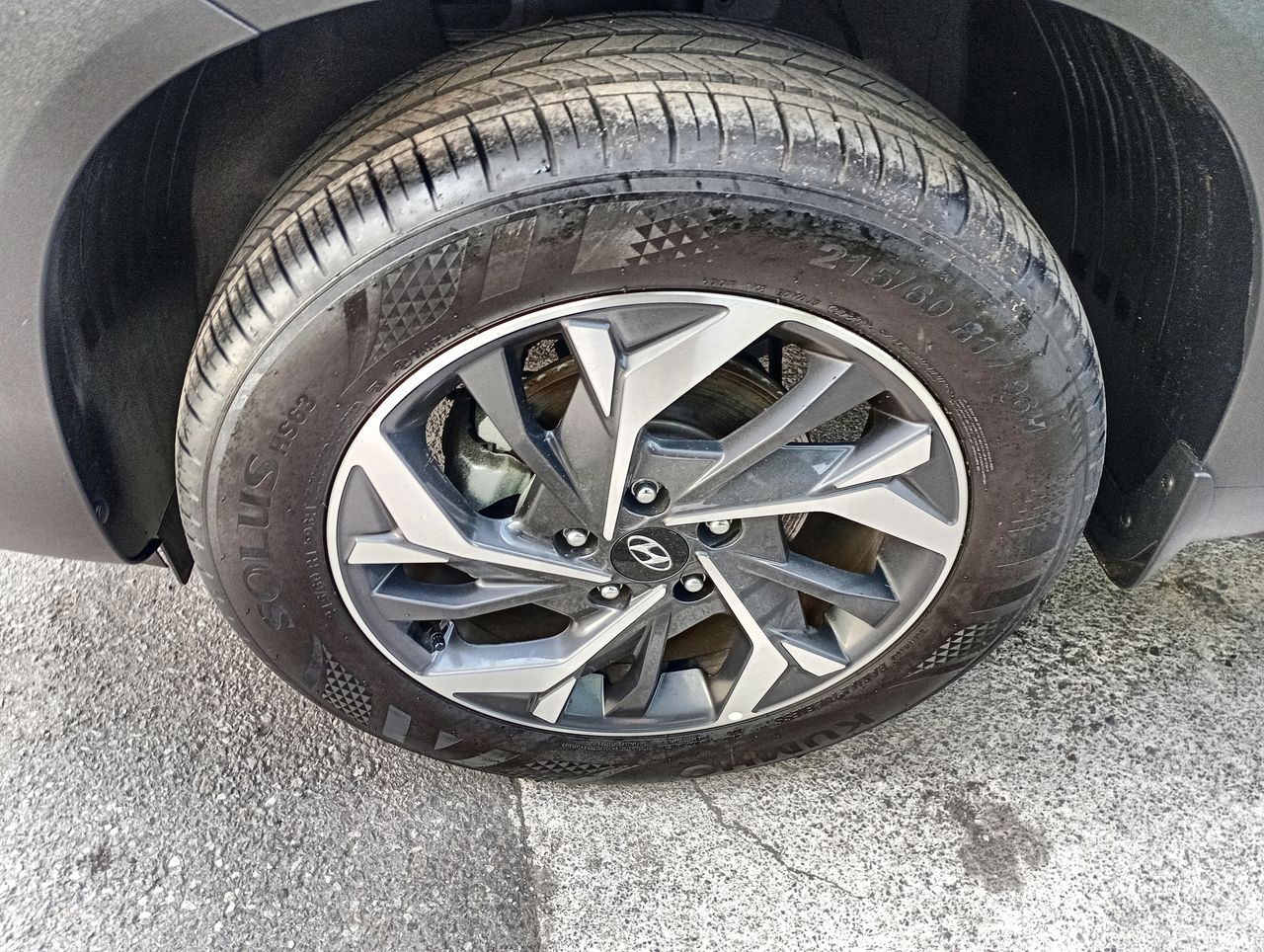 HYUNDAI - 17