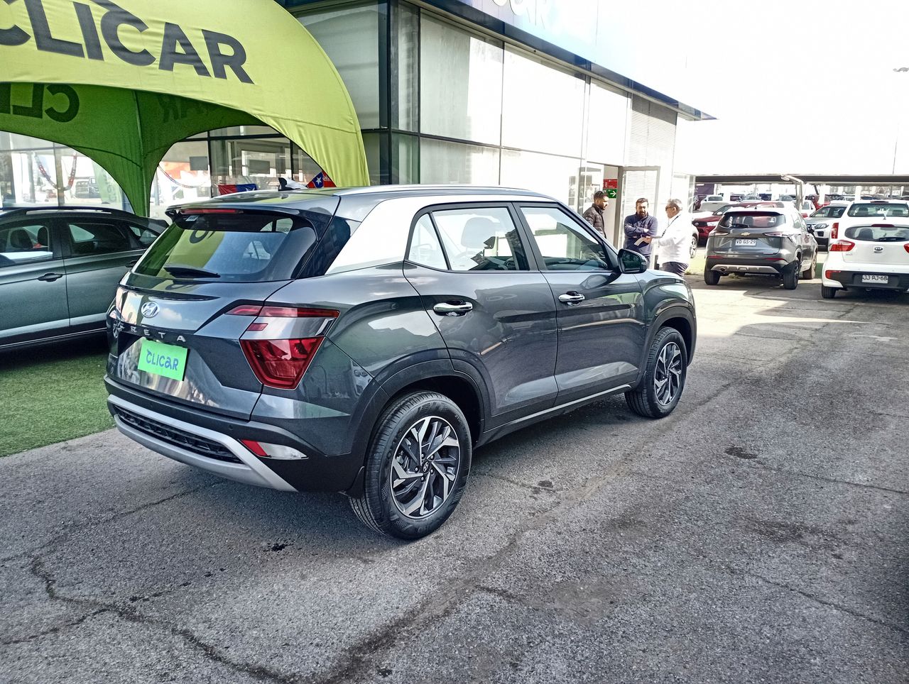 HYUNDAI - 7