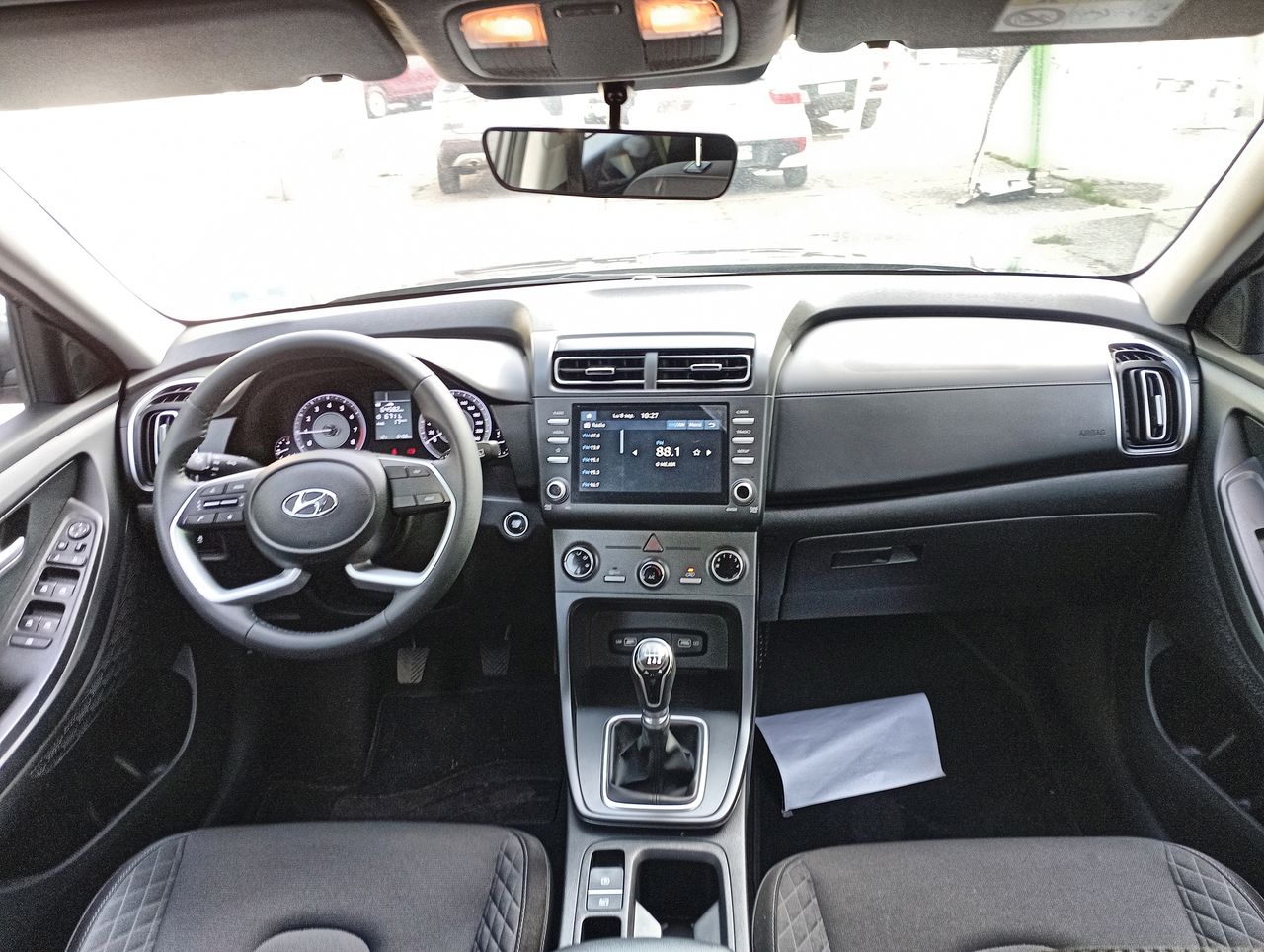 HYUNDAI - 9