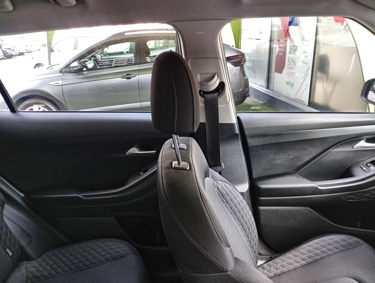 HYUNDAI - 15