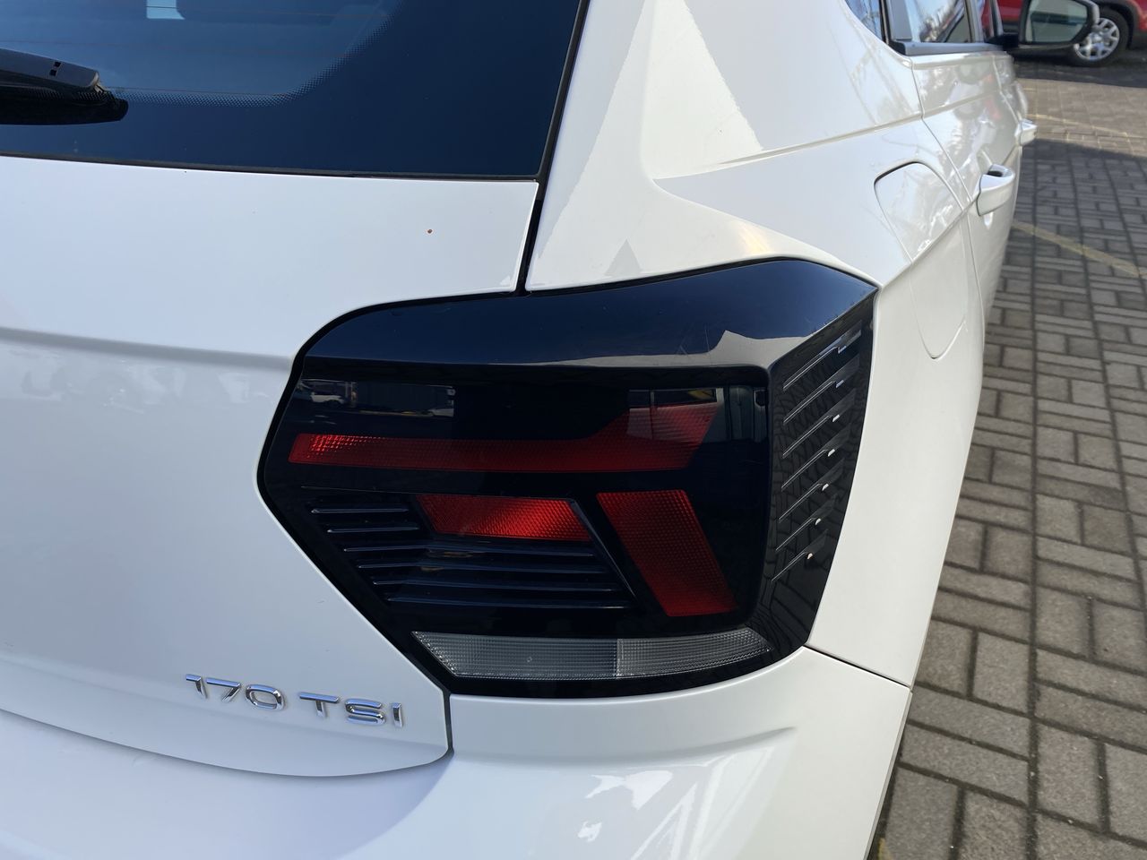 VOLKSWAGEN - 12