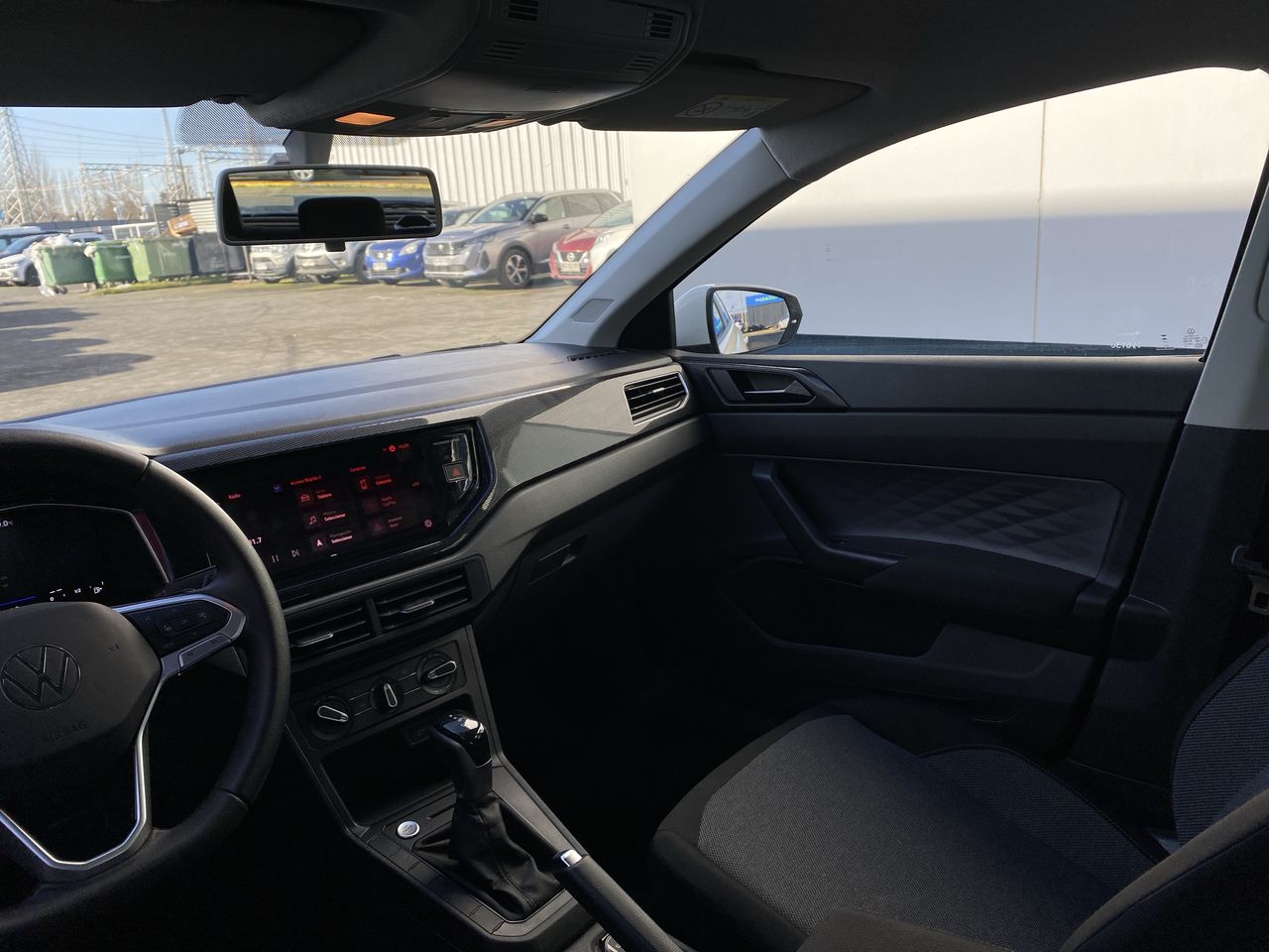 VOLKSWAGEN - 2