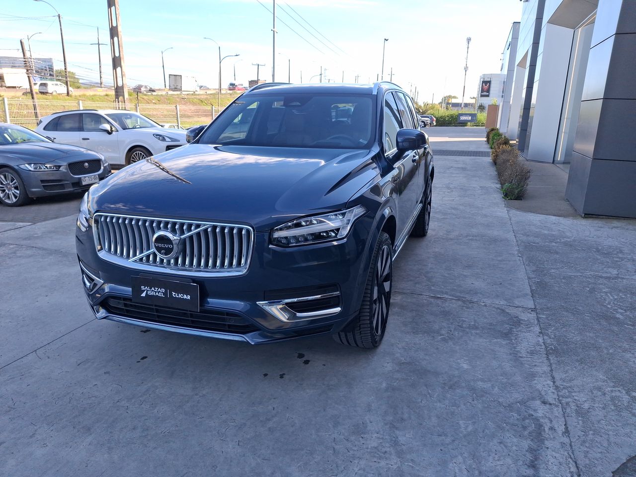 VOLVO - 3