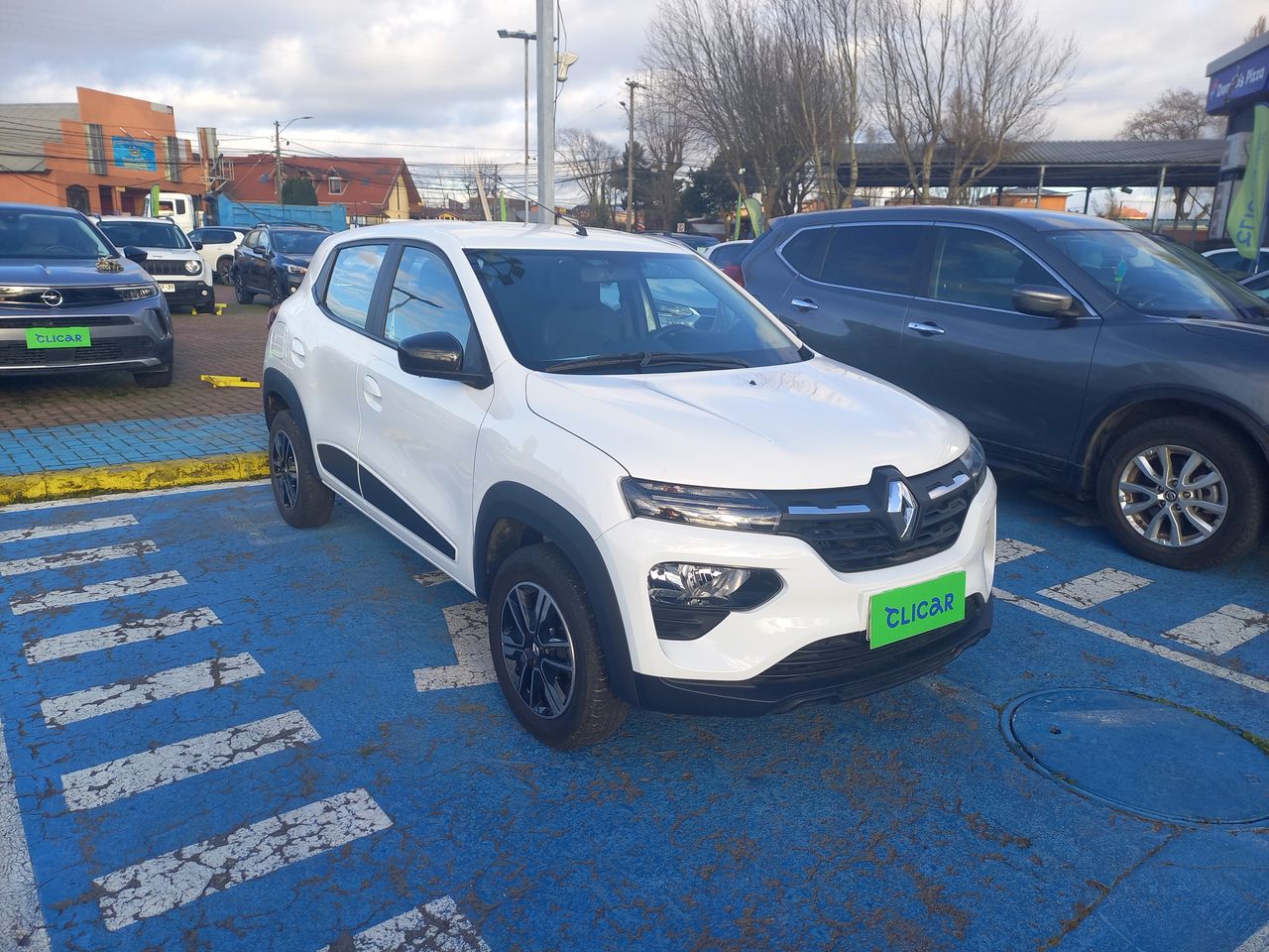 RENAULT - 1