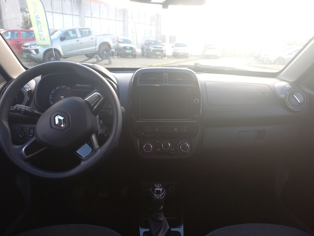 RENAULT - 9