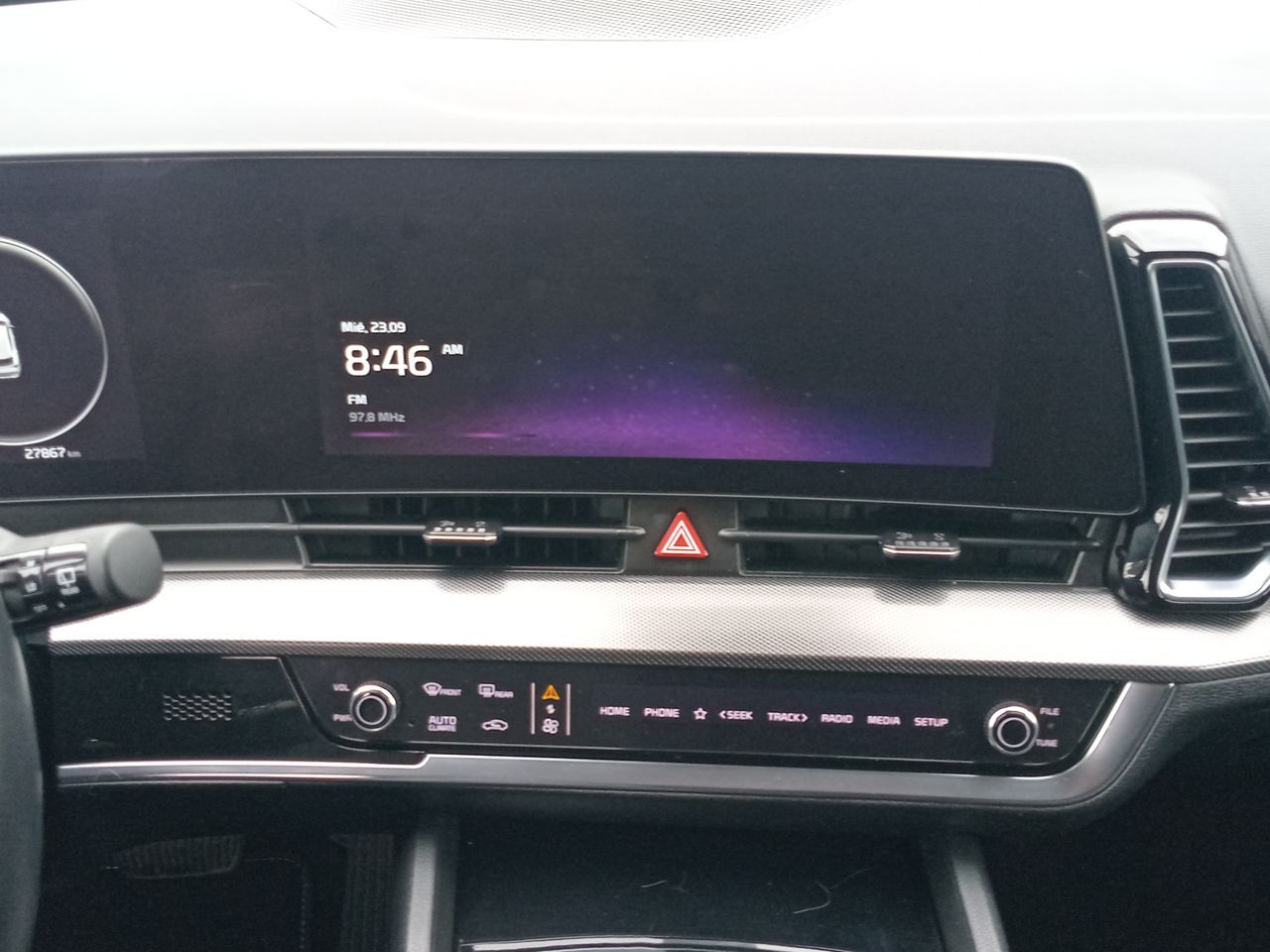 Maxus T90 — foto 27 de 35
