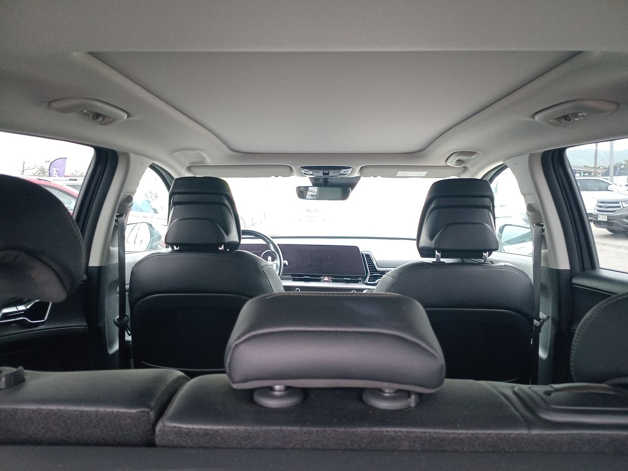 Maxus T90 — foto 32 de 35