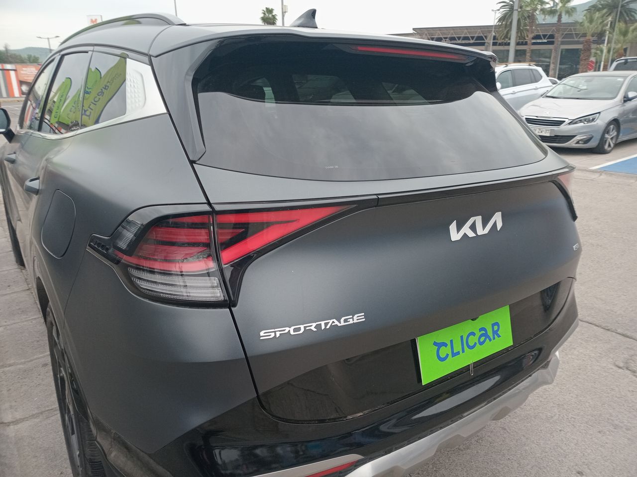 Maxus T90 — foto 19 de 35