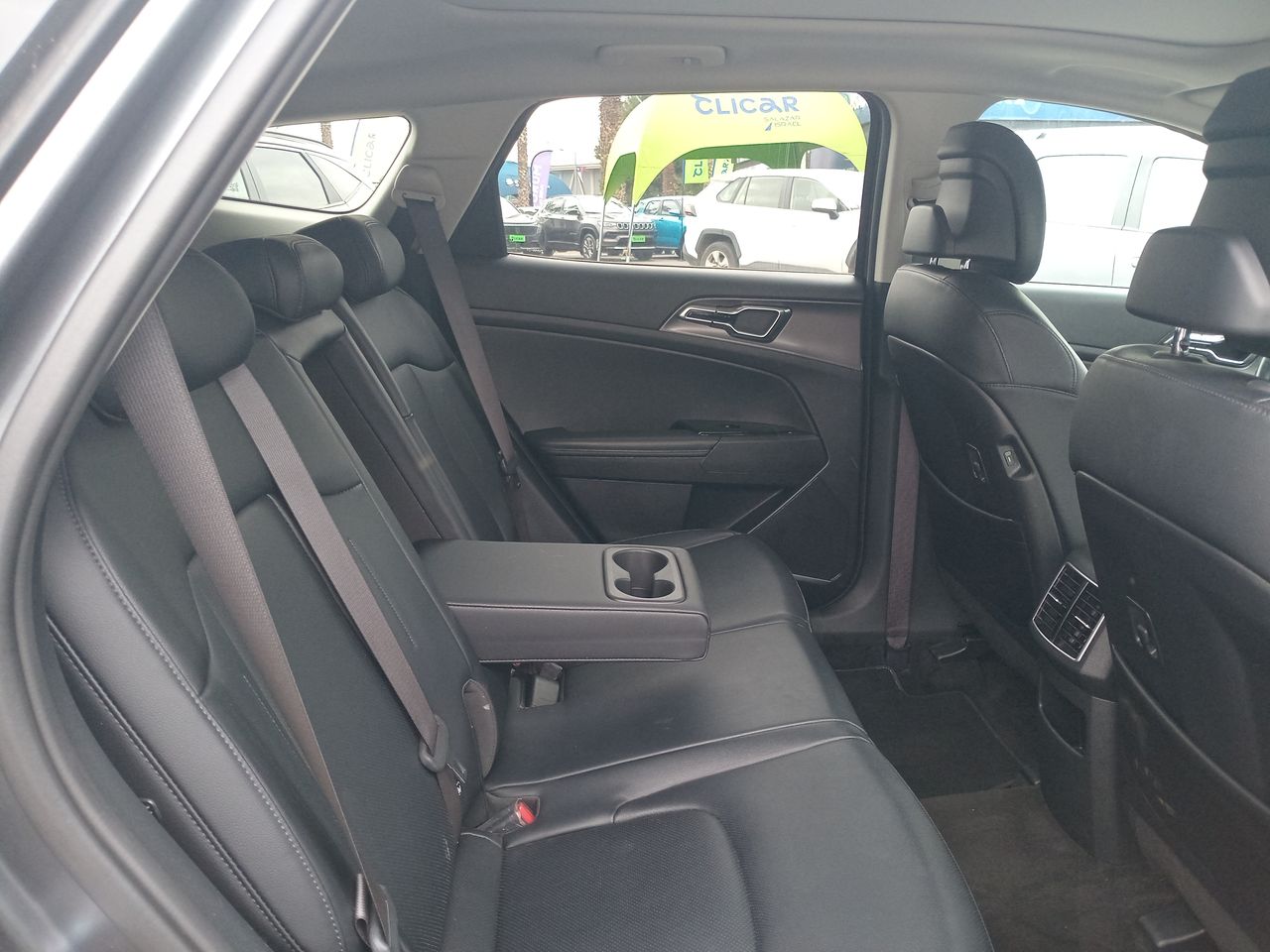 Maxus T90 — foto 14 de 35