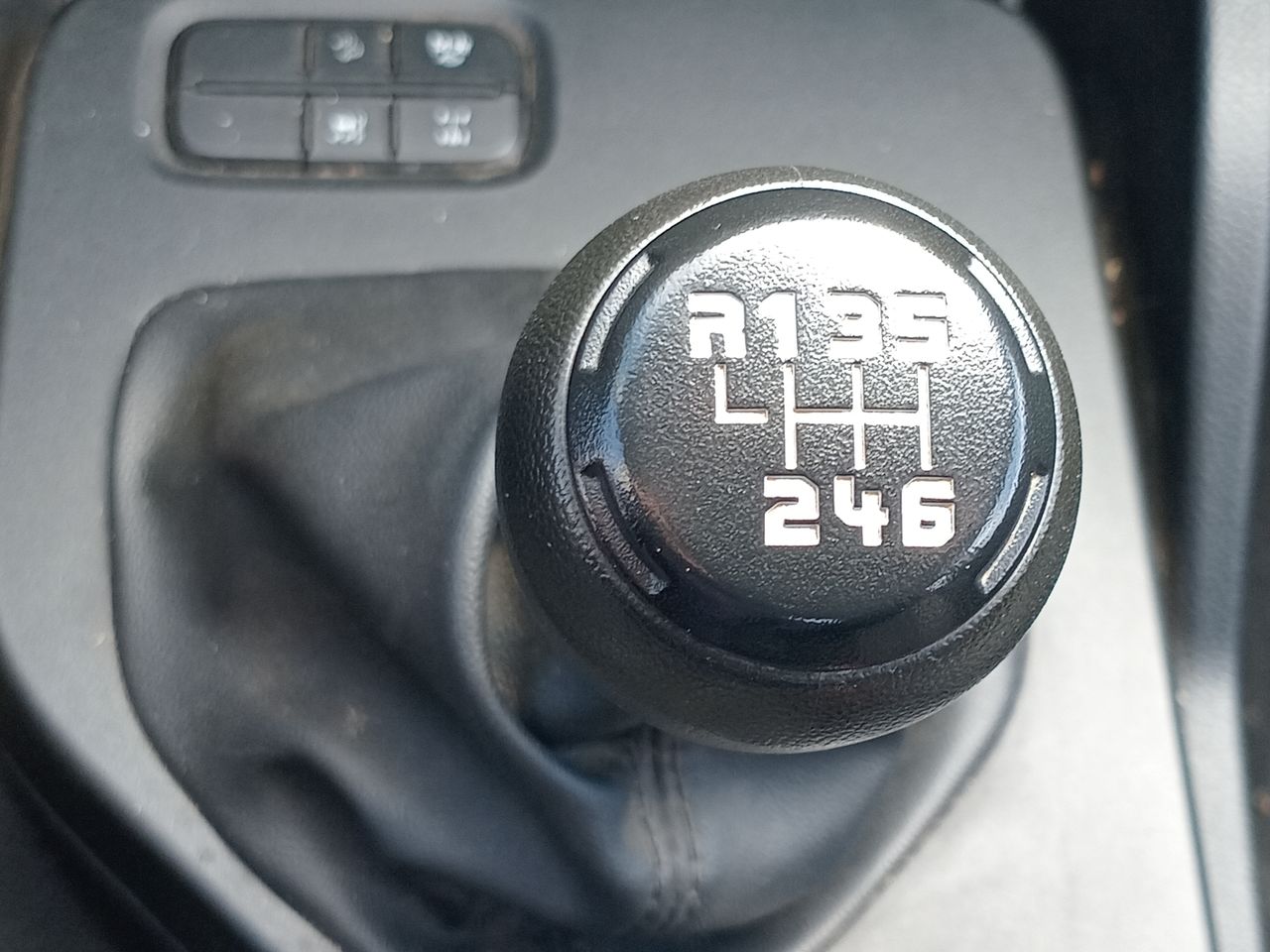 Ford Ranger — foto 30 de 34