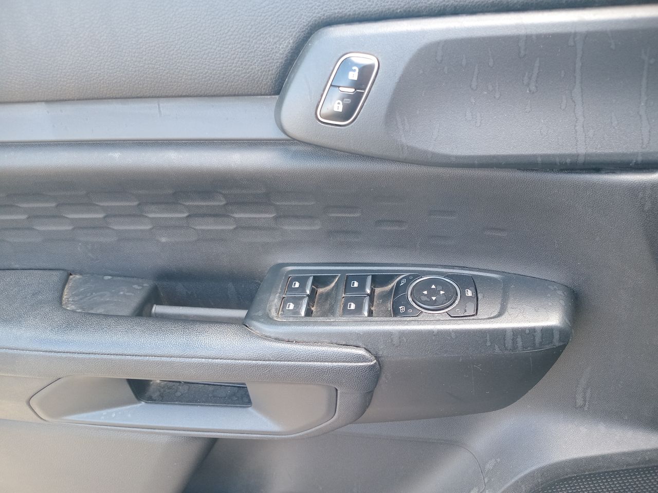 Ford Ranger — foto 21 de 34