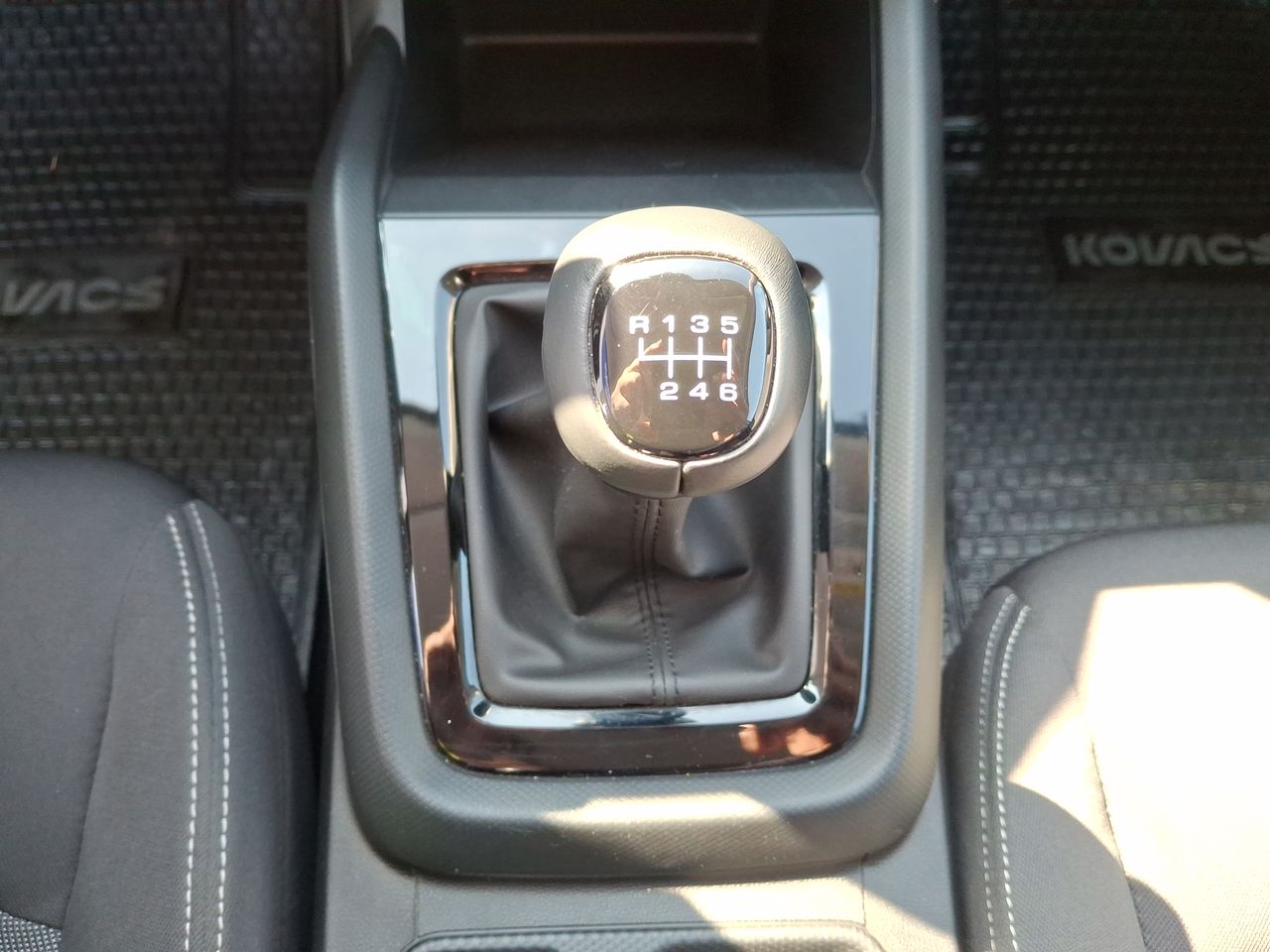 CHEVROLET - 30