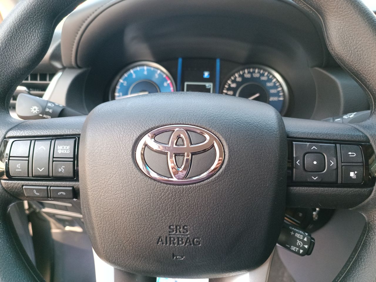 TOYOTA - 27