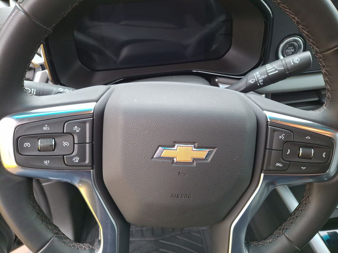 CHEVROLET - 26