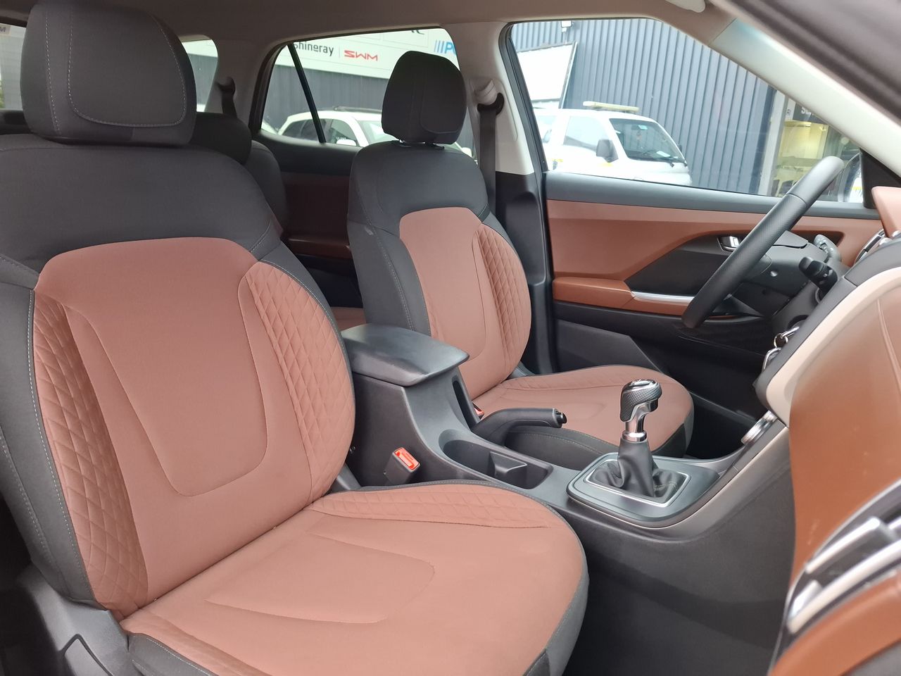 HYUNDAI - 2