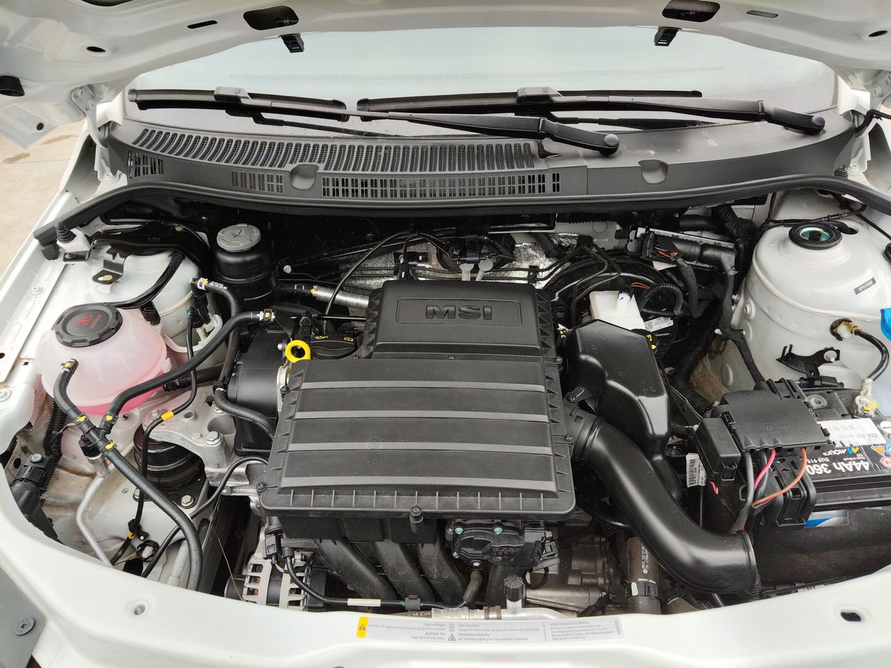 VOLKSWAGEN - 18
