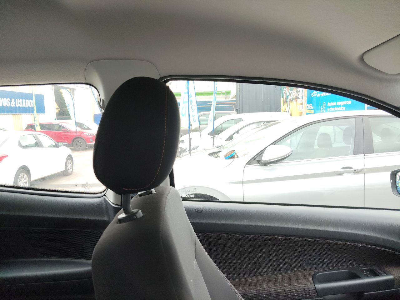 VOLKSWAGEN - 15