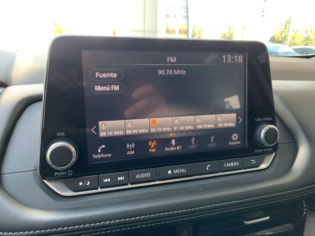 NISSAN - 19