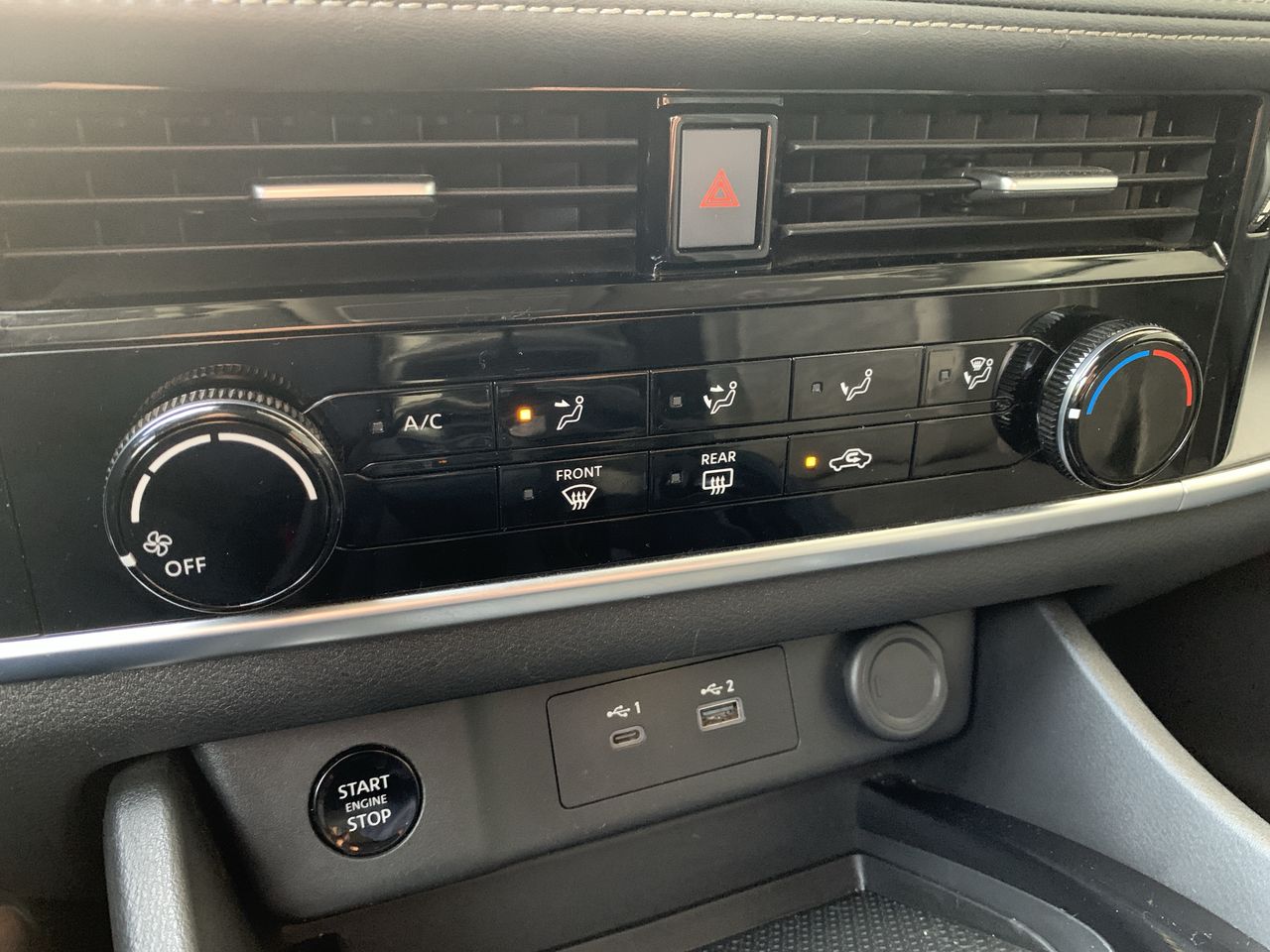 NISSAN - 21