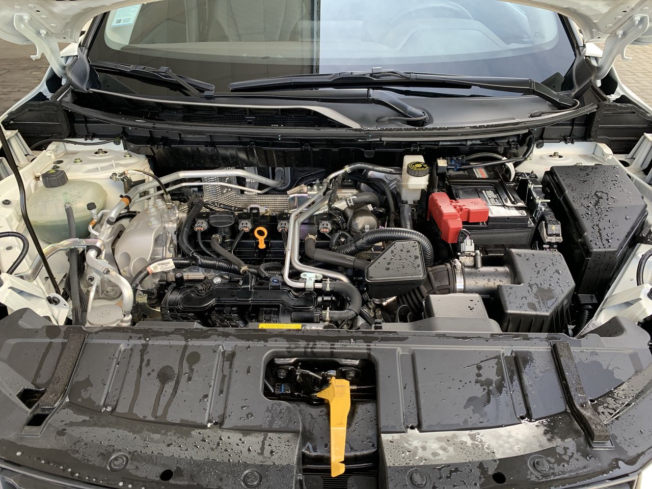 NISSAN - 10