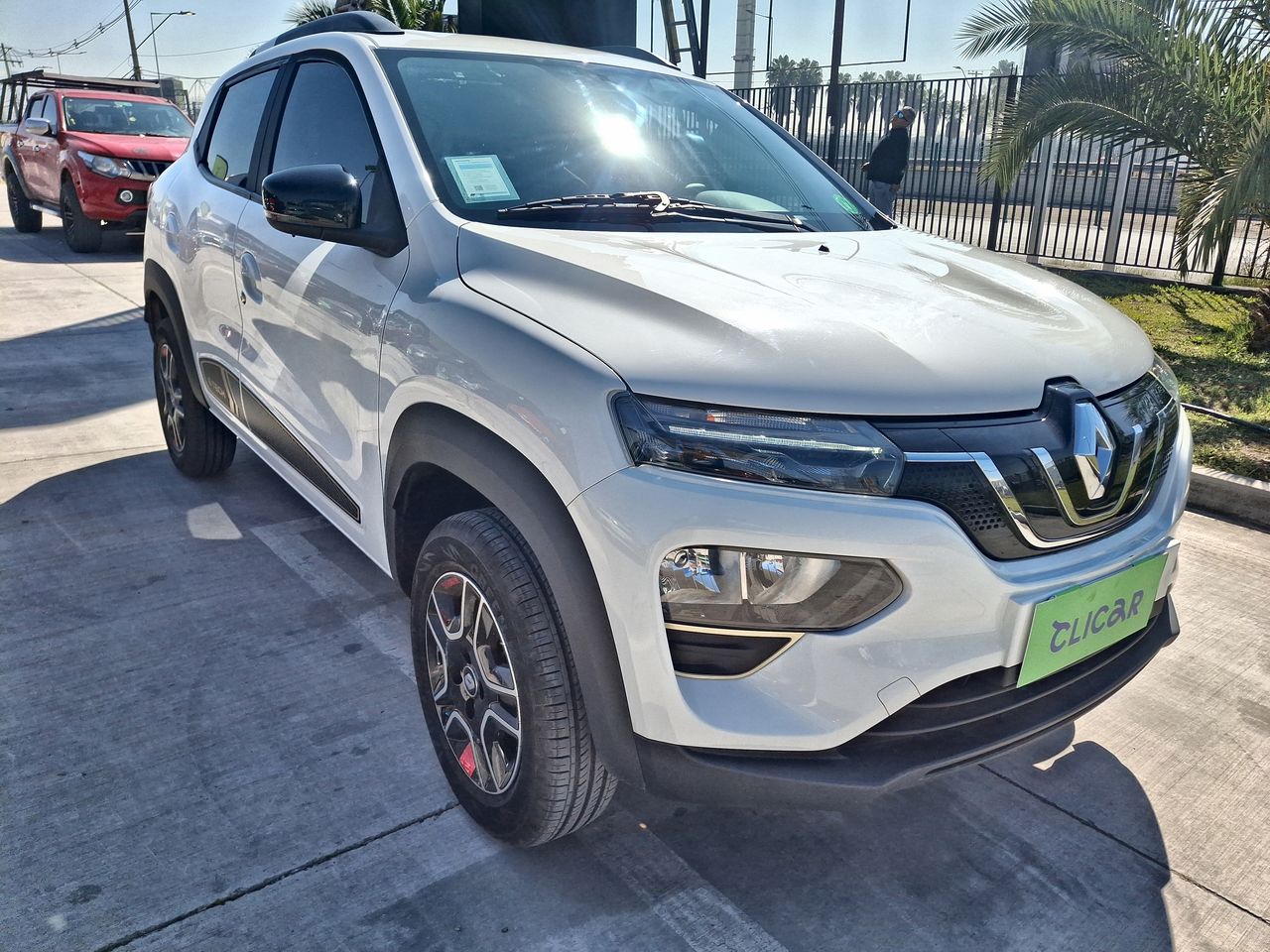 RENAULT - 1