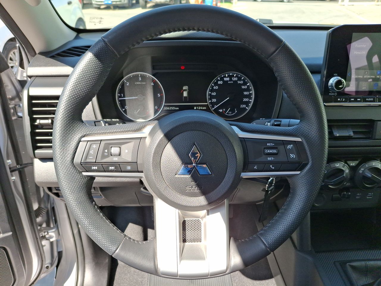MITSUBISHI - 23