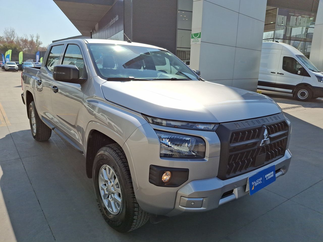 MITSUBISHI - 1