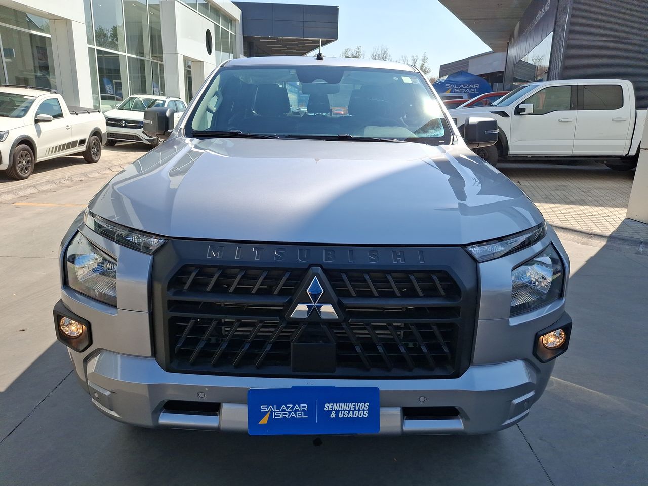 MITSUBISHI - 2