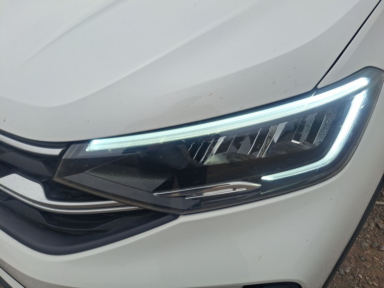 VOLKSWAGEN - 10