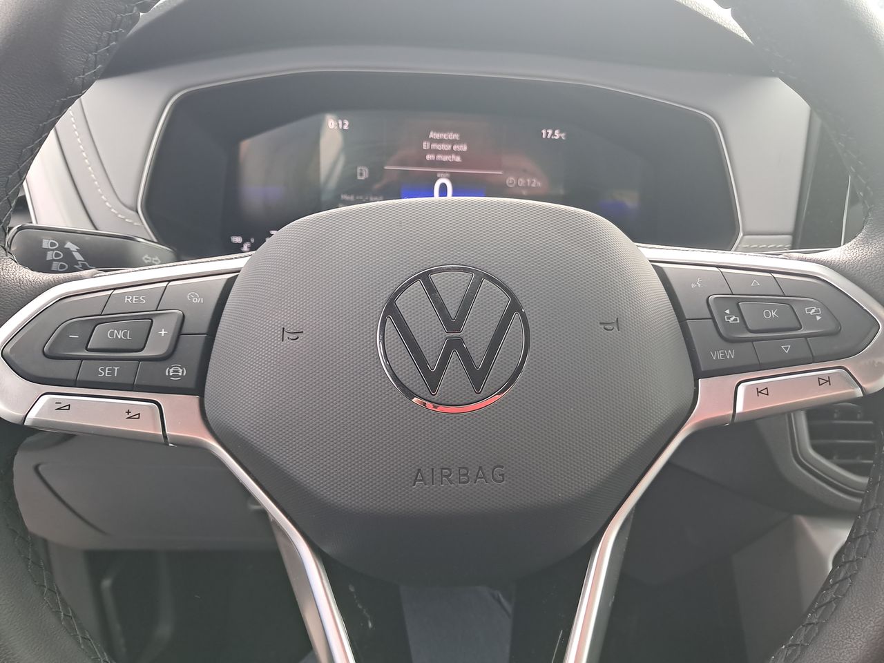 VOLKSWAGEN - 25