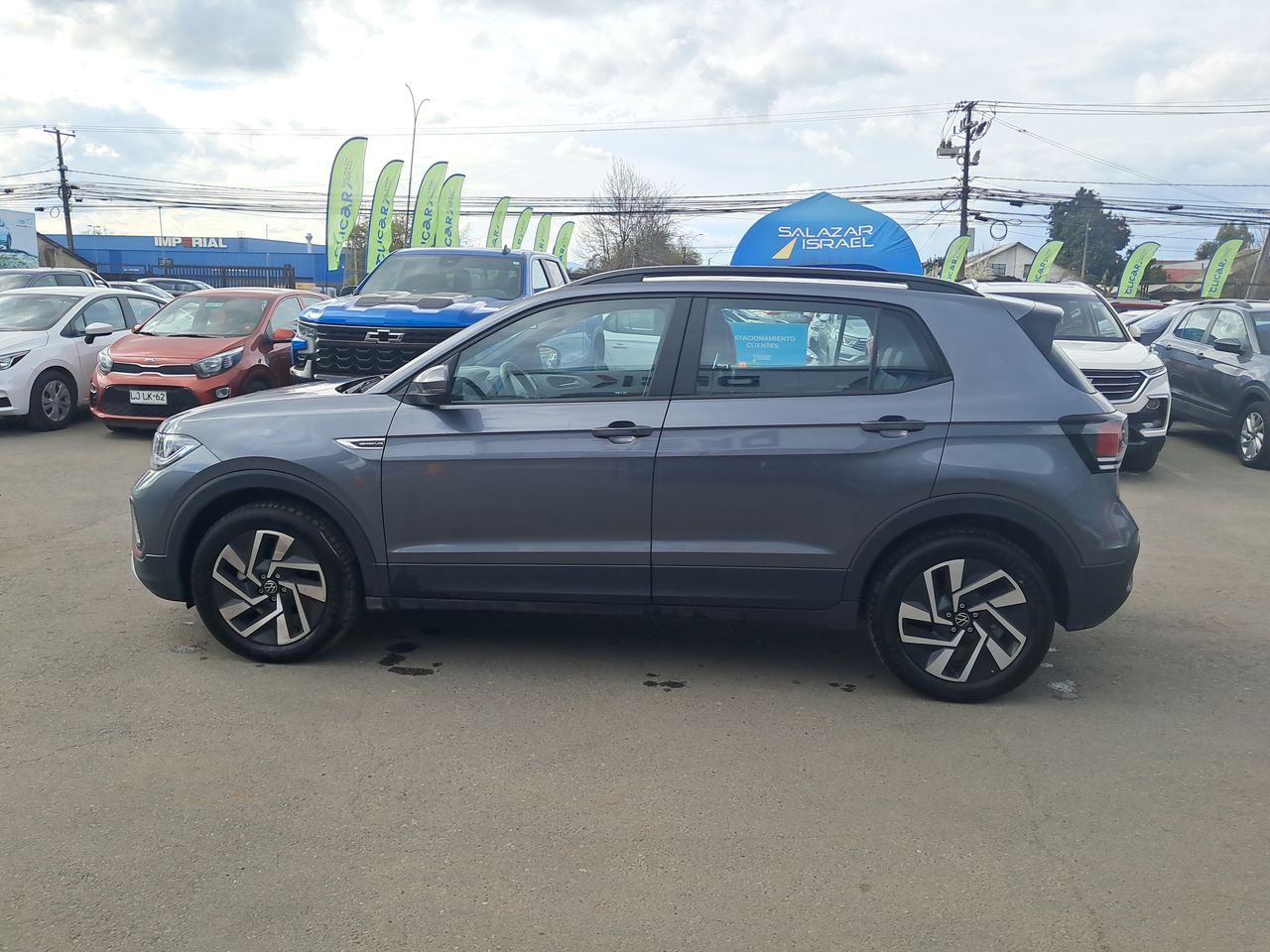 VOLKSWAGEN - 4