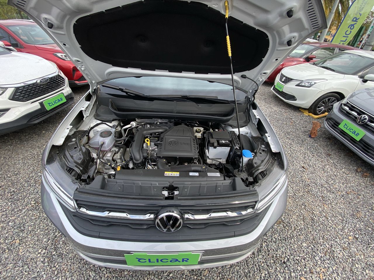 VOLKSWAGEN - 18