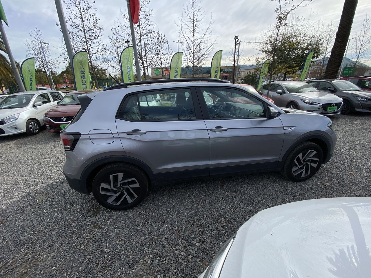 VOLKSWAGEN - 8