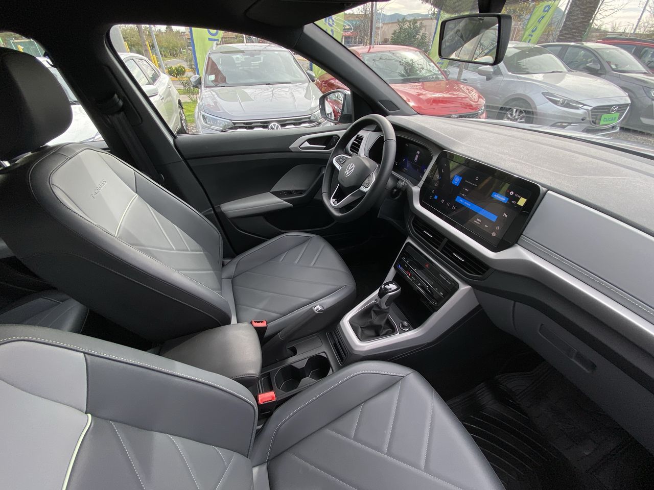 VOLKSWAGEN - 14