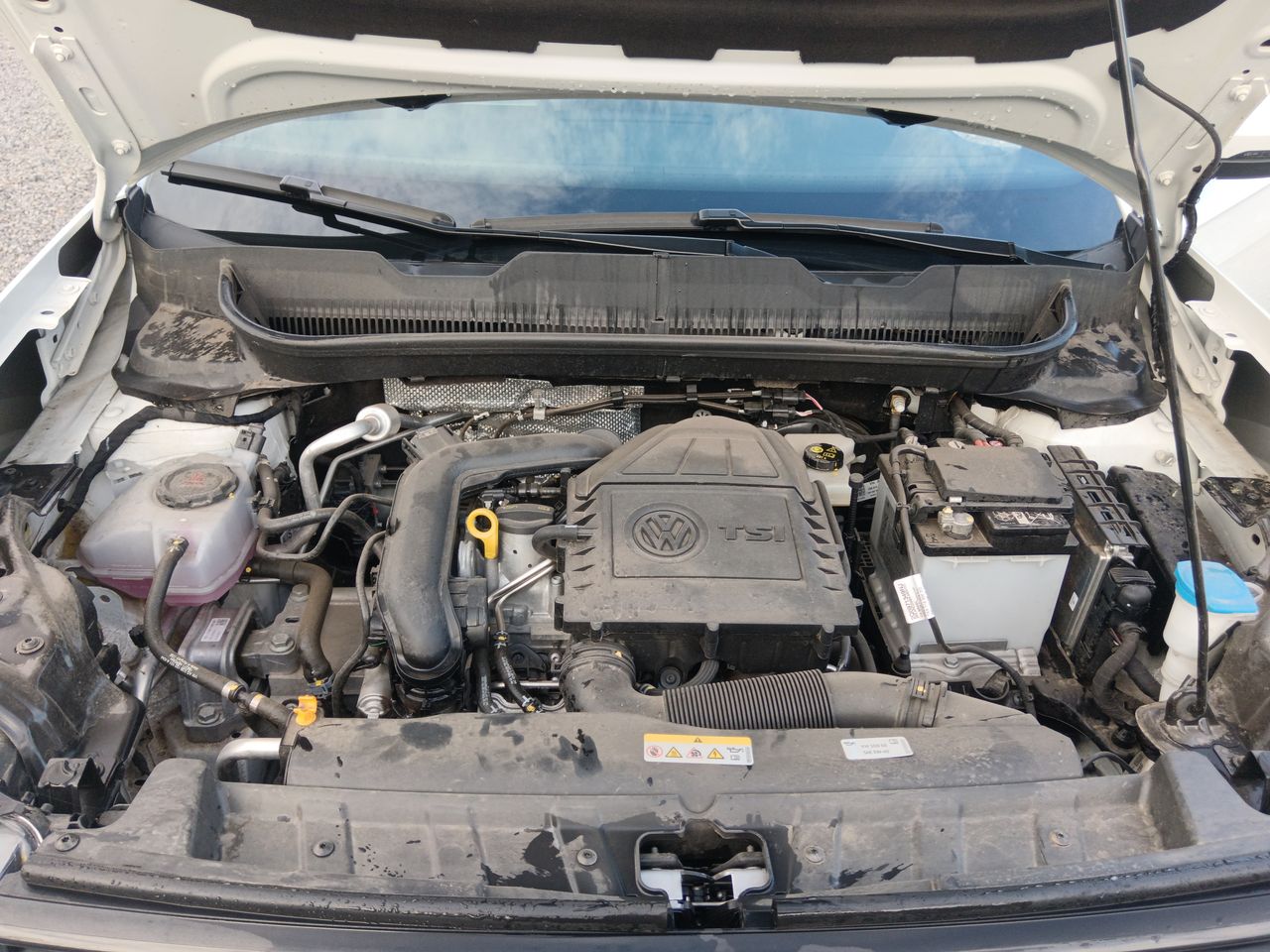 VOLKSWAGEN - 18